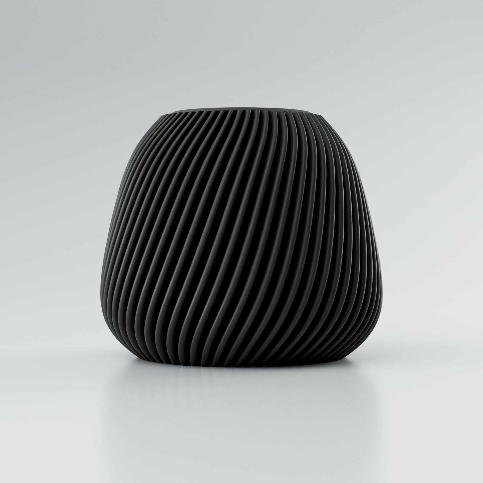 frontansicht der vase voravellie mit erkennbarem twist design