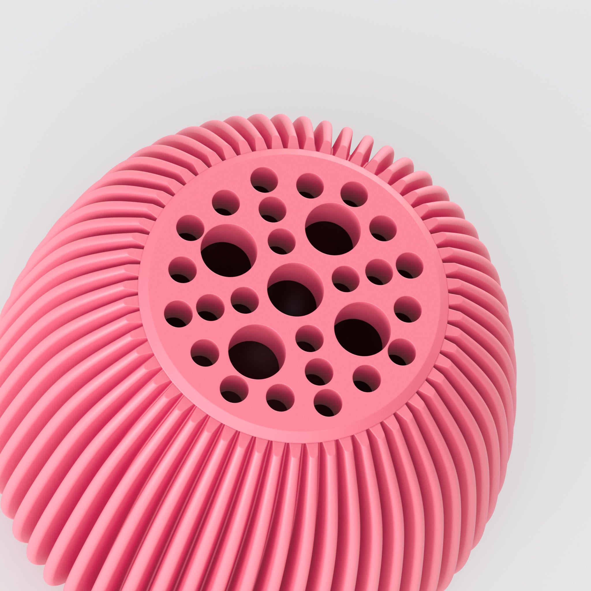 nahaufnahme der vase voravellie mit sichtbarer funktion des blumenretters