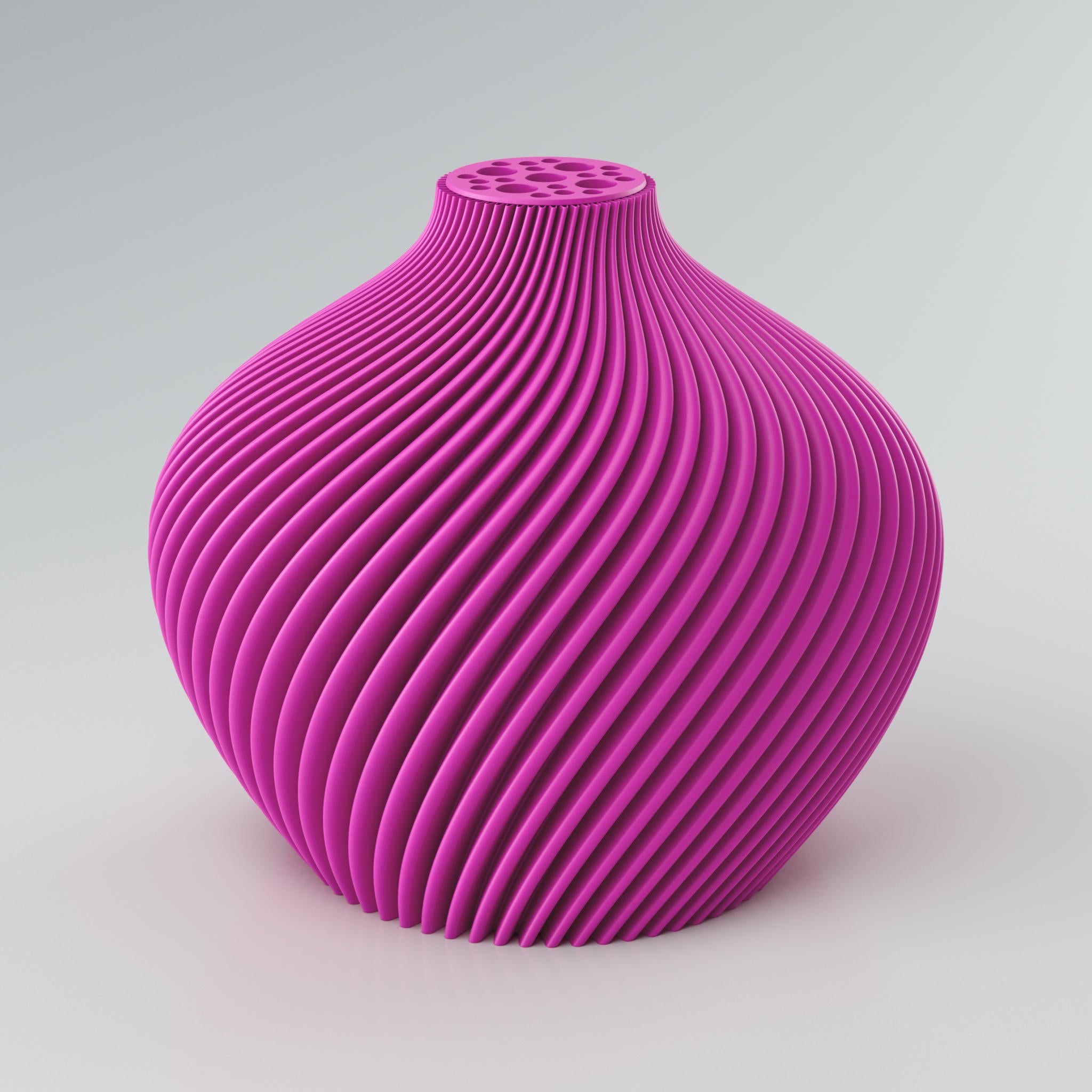 Eine spiralförmige, modulare Vase in Taupe mit integriertem Blumenretter, ideal für Trockenblumen. Die Vase hat eine ausdrucksstarke Oberfläche mit klaren Kanten und einer prägnanten, scharf definierten Rippstruktur. Die Rippen verlaufen spiralförmig von der Basis bis zum Hals der Vase. Der obere Teil der Vase ist flach und weist mehrere unregelmäßig geformte Löcher auf. Die Oberfläche der Vase wirkt kraftvoll und modern. Der Hintergrund ist einfarbig hellgrau.