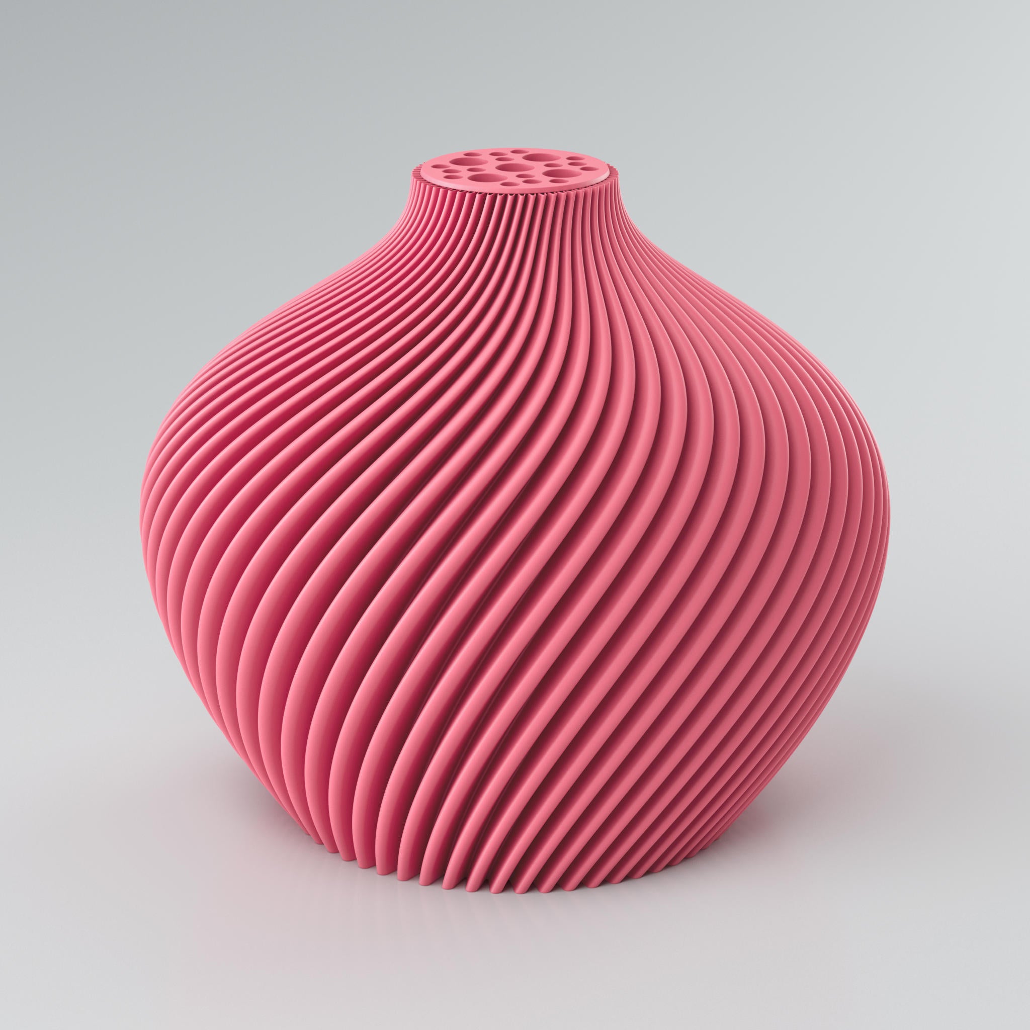 Eine spiralförmige, modulare Vase in Taupe mit integriertem Blumenretter, ideal für Trockenblumen. Die Vase hat eine ausdrucksstarke Oberfläche mit klaren Kanten und einer prägnanten, scharf definierten Rippstruktur. Die Rippen verlaufen spiralförmig von der Basis bis zum Hals der Vase. Der obere Teil der Vase ist flach und weist mehrere unregelmäßig geformte Löcher auf. Die Oberfläche der Vase wirkt kraftvoll und modern. Der Hintergrund ist einfarbig hellgrau.